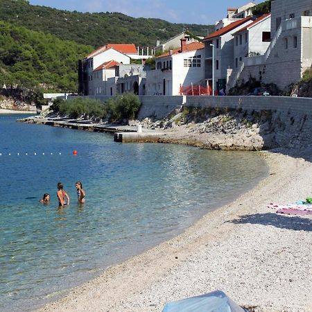 Apartments By The Sea Pucisca, Brac - 770 Exterior photo
